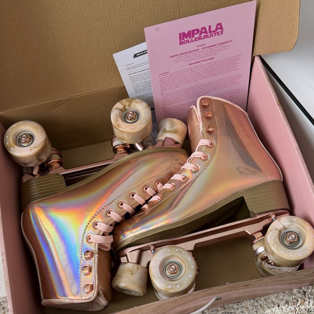 Rose gold holographic Impala rollerskates size 7